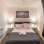 Seaview Summer With Private Pool & Garden רטינה