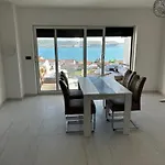 Seaview Summer With Private Pool & Garden *