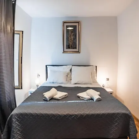 Seaview Summer With Private Pool & Garden Rtina