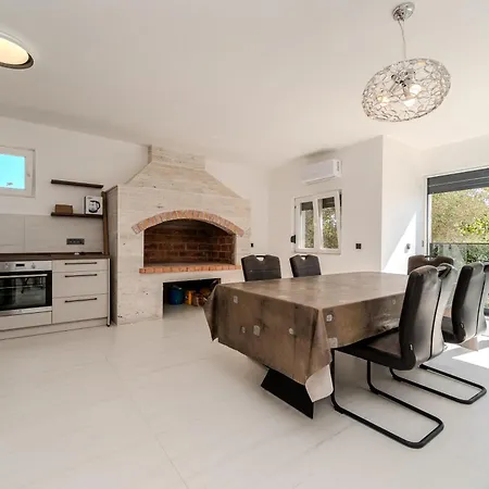 Seaview Summer With Private Pool & Garden * Rtina