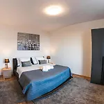 度假居 Seaview Summer With Private Pool & Garden *