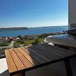 Tatil Evi Seaview Summer With Private Pool & Garden Rtina