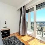 Seaview Summer With Private Pool & Garden Rtina